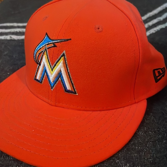 New aera Marlins Fitted hat - Picture 2 of 4